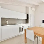 Appartamento Wave Village 2 *