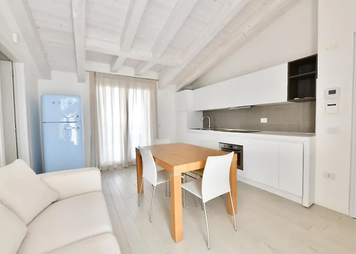 Apartment Wave Village 2